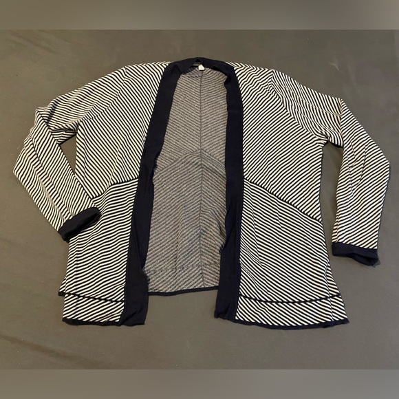 Foxcroft Open Knit Cardigan Stripe Women’s Sweater Large Gray Black Lightweight - Picture 4 of 5